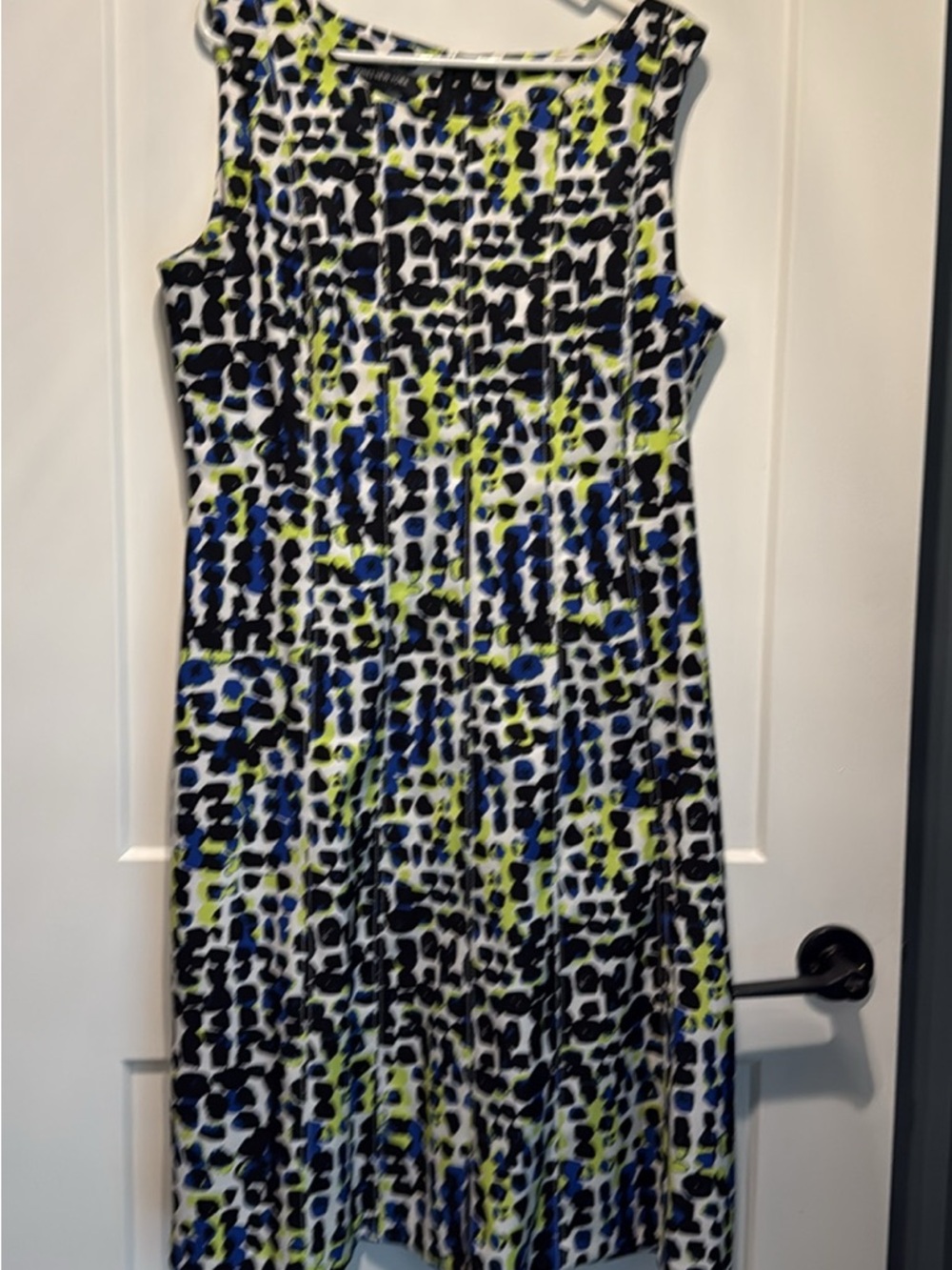 Jones New York Sleeveless Printed Midi Dress in Black, Blue & Lime